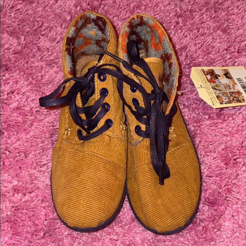 Tom’s Youth Bota’s Khaki Cord Ankle Boots Tan Size 3Y - Picture 2 of 6